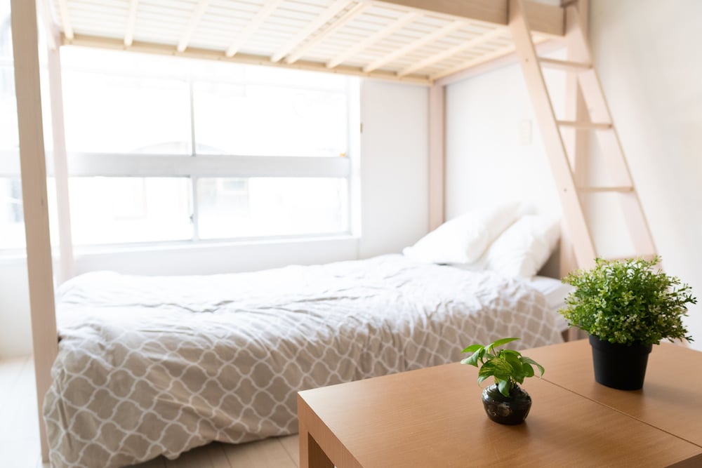 4 人部屋 共用バスルーム 客室2 | カサブランカ ゲストハウス