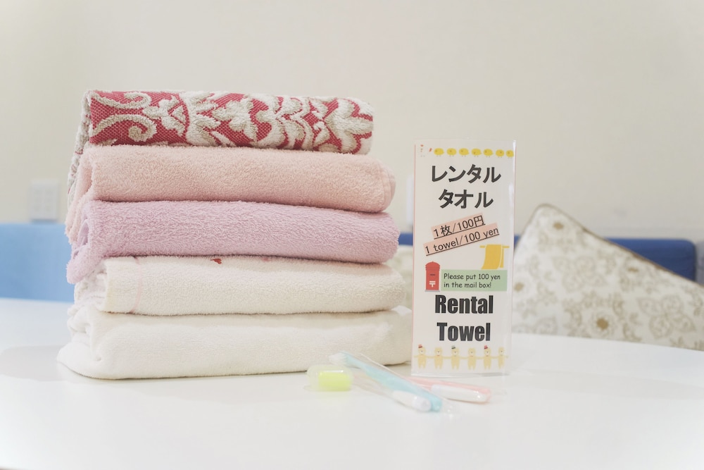 4 人部屋 共用バスルーム 客室の設備とサービス1 | カサブランカ ゲストハウス