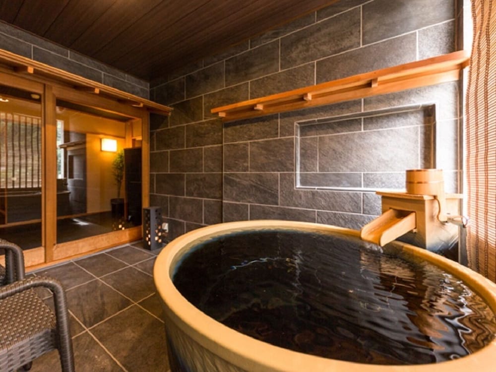 [和モダンプレジデンシャルスイート] 110平米 + 専用テラス10平米 展望露天風呂 バスルーム0 | リブマックスリゾート川治