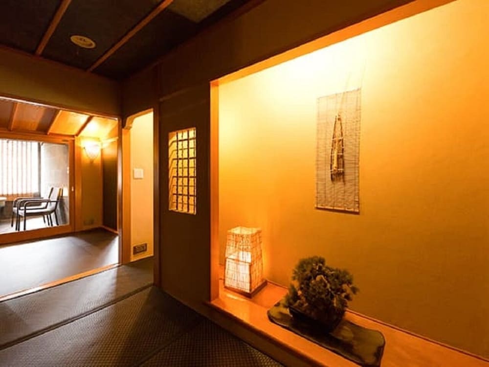 [和モダンプレジデンシャルスイート] 110平米 + 専用テラス10平米 展望露天風呂 客室0 | リブマックスリゾート川治