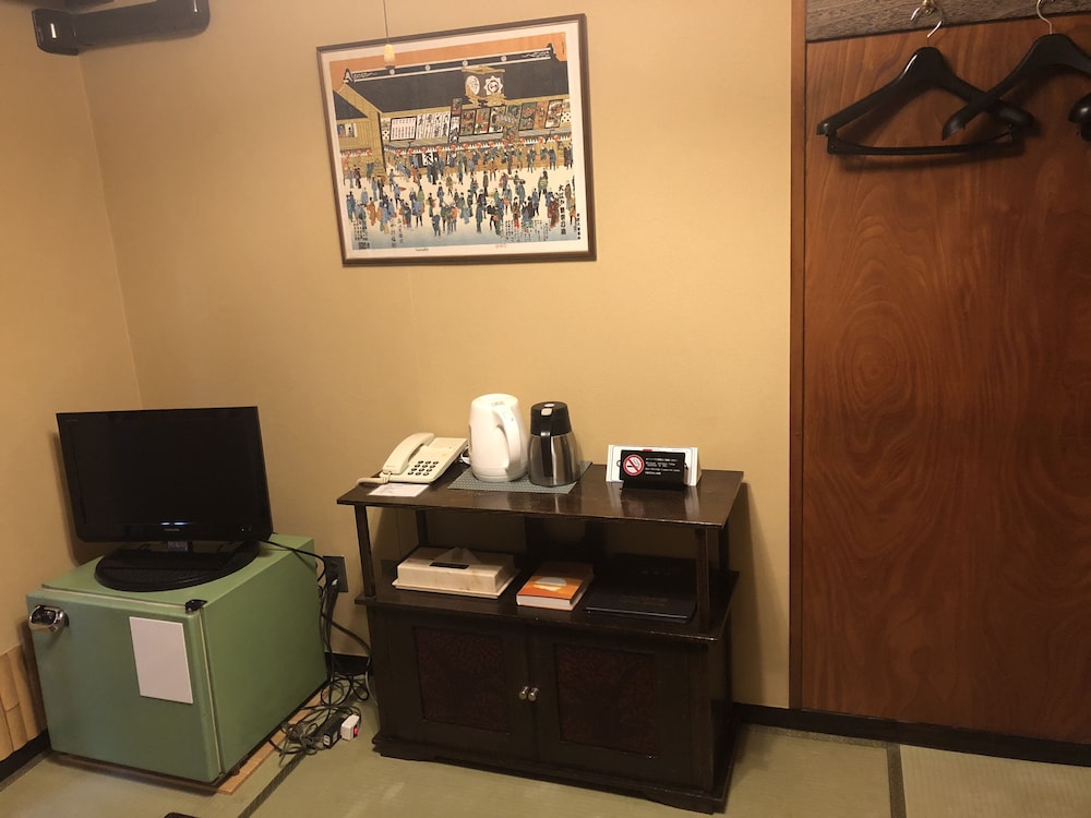 スタンダード ツインルーム 客室の設備とサービス0 | ホテル江戸屋