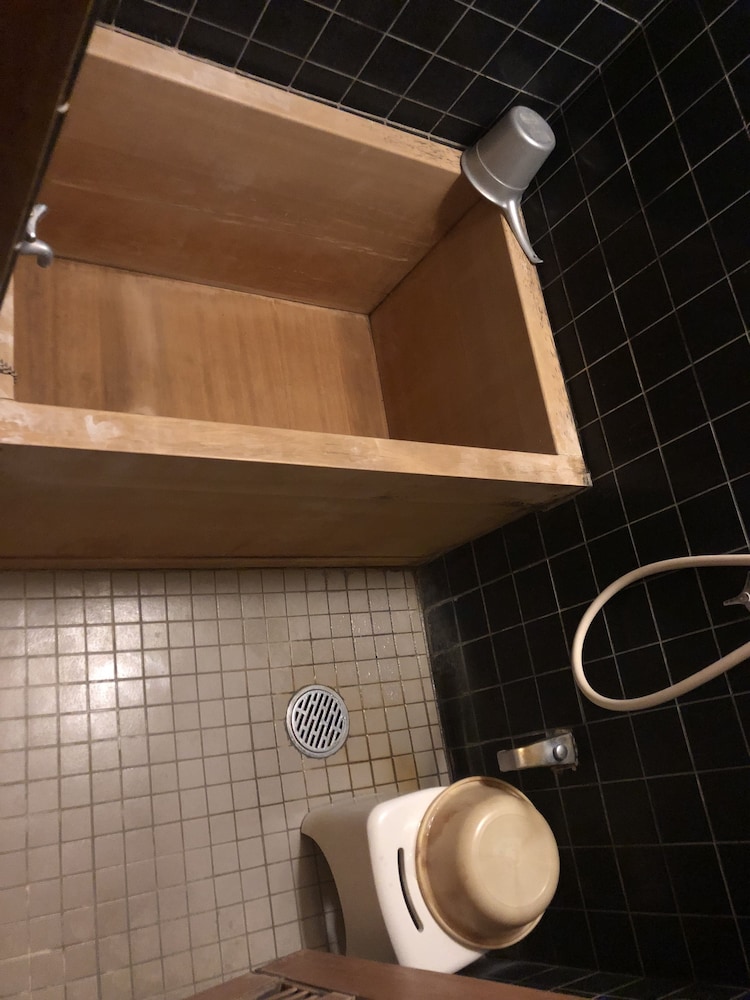 和室 デラックス ツインルーム 深めの浴槽0 | ホテル江戸屋