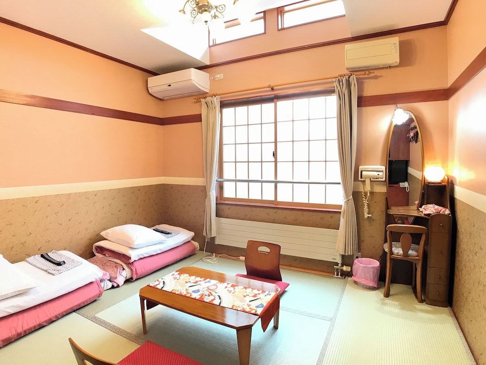 和室 専用バスルーム付 禁煙 | ペンション パピィーテール