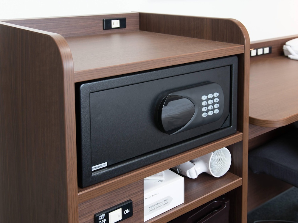 スタンダード ダブルルーム 禁煙 客室5 | コンフォートホテル和歌山