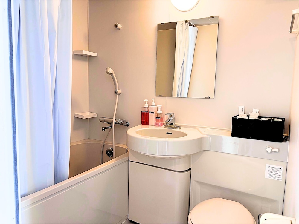 デラックス ダブルまたはツインルーム 専用バスルーム シービュー バスルーム0 | MyPlace