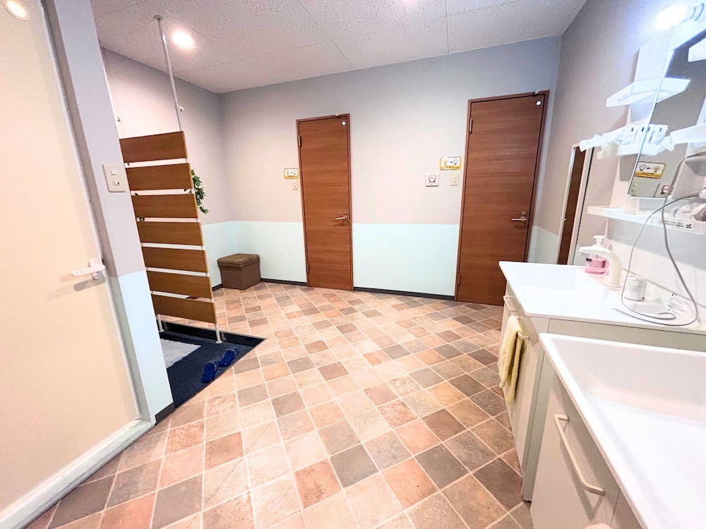 ダブルルーム バスルーム6 | MyPlace