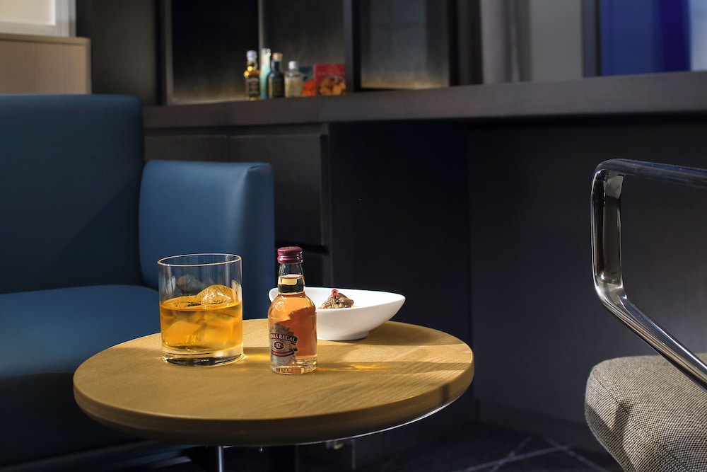 プレミアムルーム キング 禁煙 (35-38F)(朝食込/小学生未満は別途朝食料金有) 客室1 | 東京ドームホテル