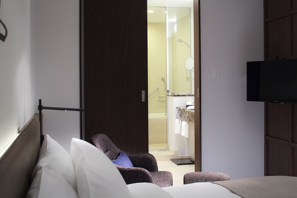 エグゼクティブスイート D 禁煙 (39-41F)(朝食込/小学生未満は別途朝食料金有) バスルーム0 | 東京ドームホテル