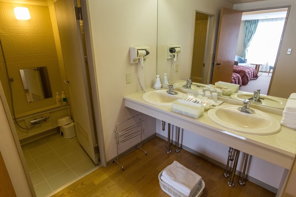 和洋室タイプ 禁煙 ウイング館 バスルーム0 | 草津温泉ホテルヴィレッジ