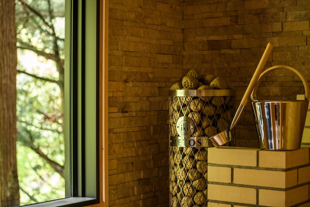 [渓流眺望] サウナ＆源泉露天風呂付特別室 (2023年新登場) バスルーム0 | 山中温泉 白鷺湯たわらや