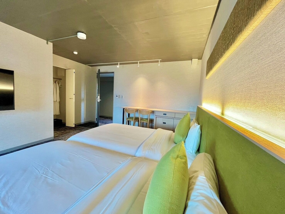 スタンダード ツインルーム 禁煙 レイクビュー 客室5 | HOTEL COCOA (ホテル ココア)