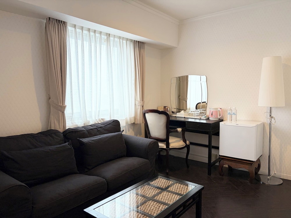 スーペリア ツインルーム 客室1 | 湘南鎌倉クリスタルホテル