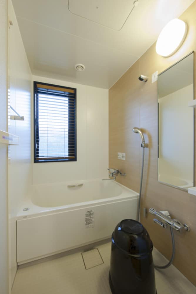 ファミリー ルーム 禁煙 バスルーム0 | 天然温泉　境港　夕凪の湯　御宿　野乃（ドーミーインチェーン）