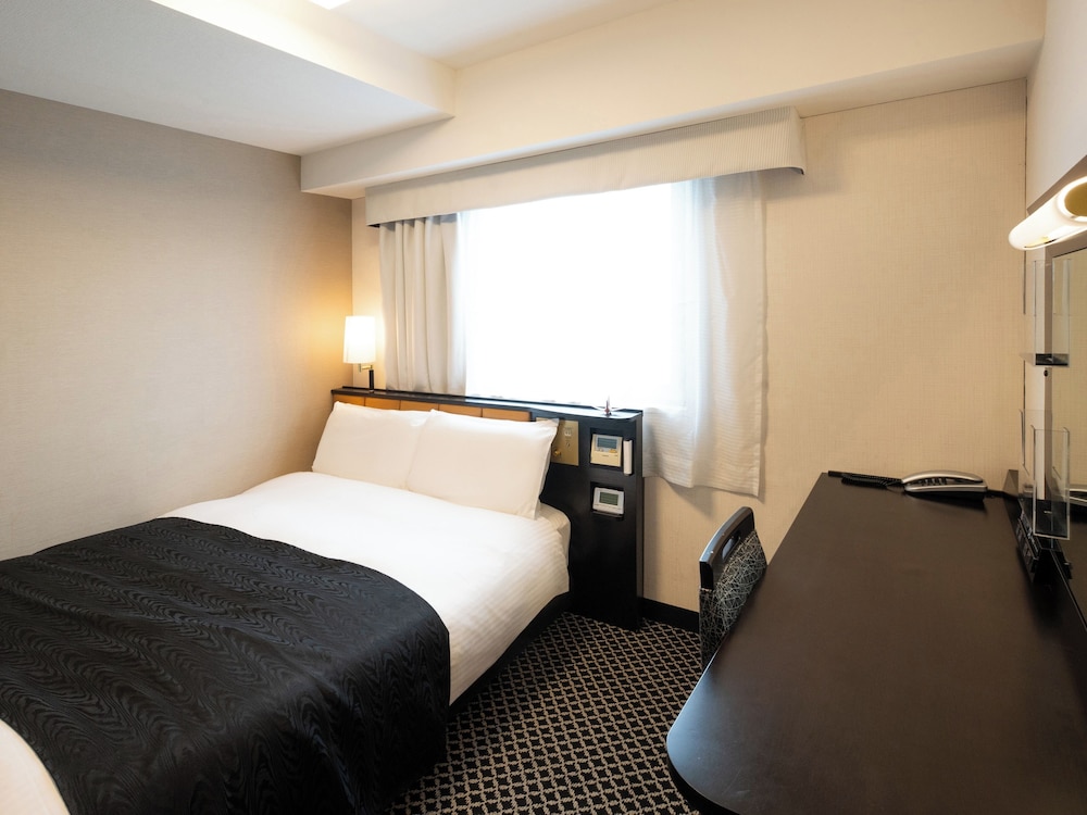 ダブルルーム 禁煙 (添い寝のお子様は5歳まで) | アパホテル〈上野駅北〉