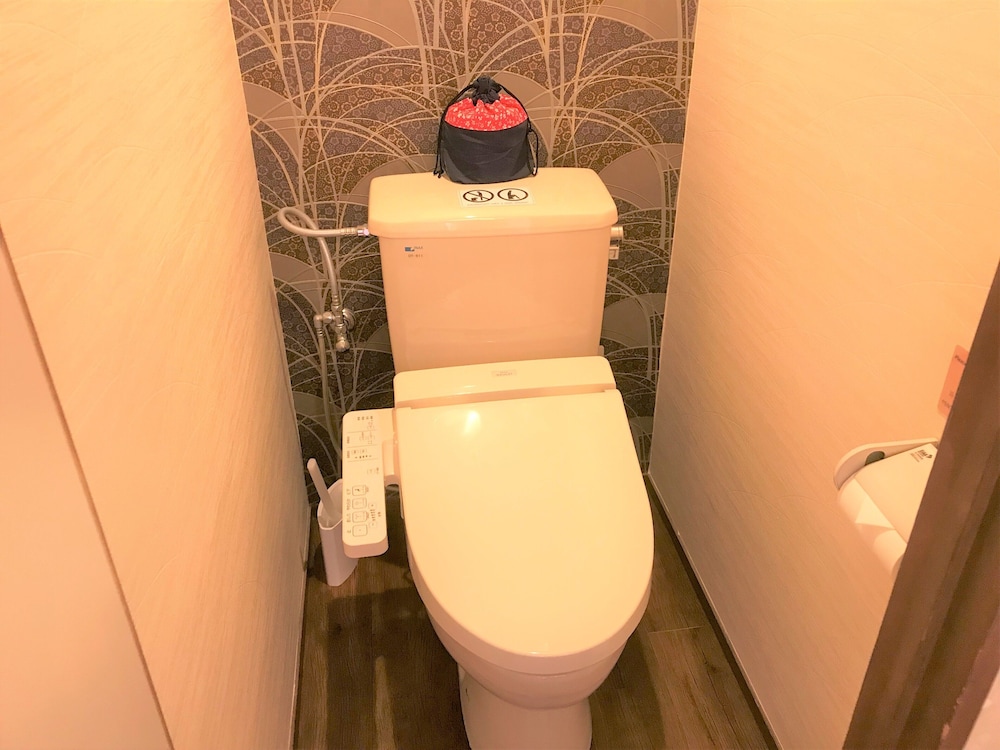 和室 トイレ付き 1～3名 山側 バスルーム0 | ケイズハウス箱根