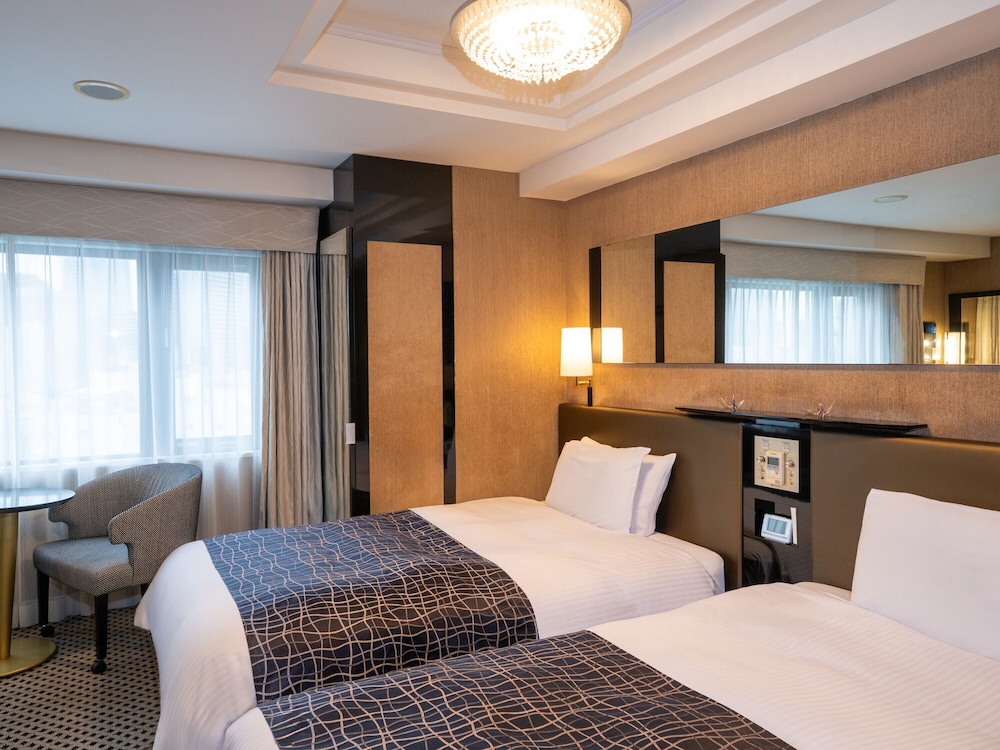 ツインルーム 禁煙 | アパホテル〈六本木駅前〉