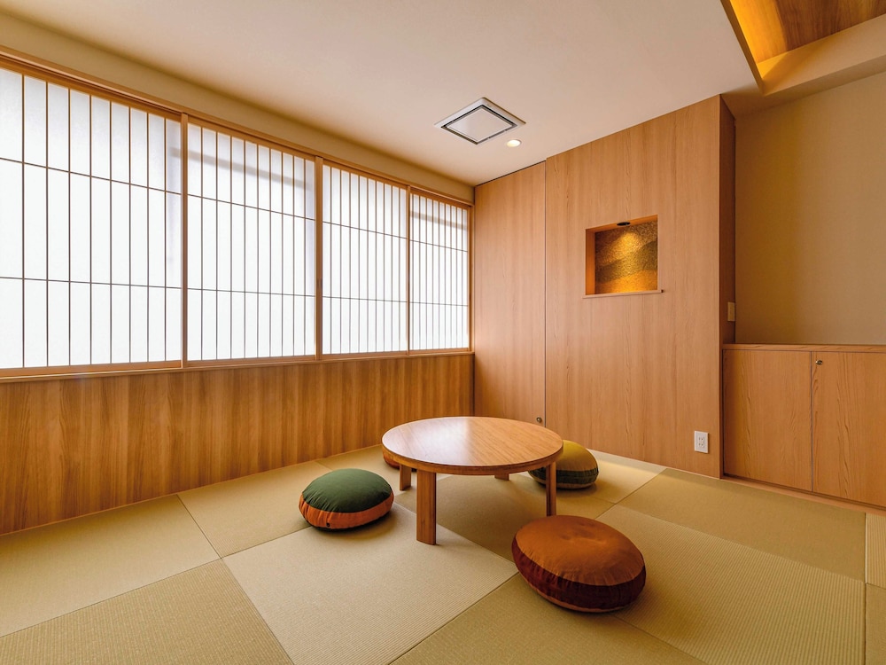 【和モダンルーム】ツイン　シングルベッド×2台［39平米］禁煙 客室3 | 北陸 福井 あわら温泉 美松