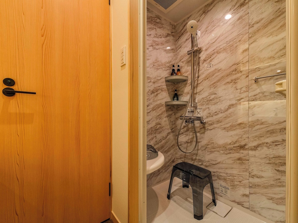 【和モダンルーム】ツイン　シングルベッド×2台［39平米］禁煙 客室8 | 北陸 福井 あわら温泉 美松