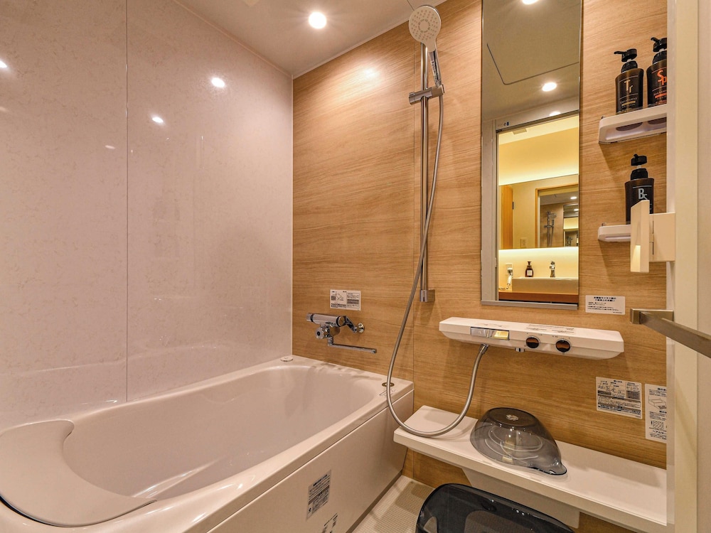 【和モダンルーム】ツイン　シングルベッド×2台［39平米］禁煙 客室6 | 北陸 福井 あわら温泉 美松