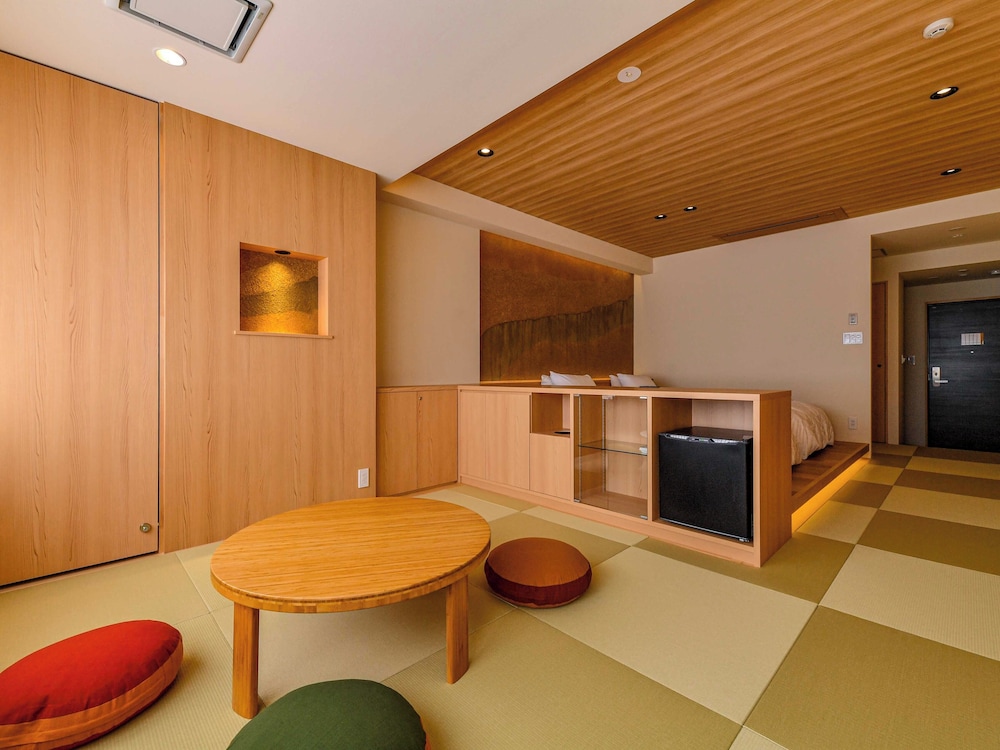 【和モダンルーム】ツイン　シングルベッド×2台［39平米］禁煙 客室4 | 北陸 福井 あわら温泉 美松