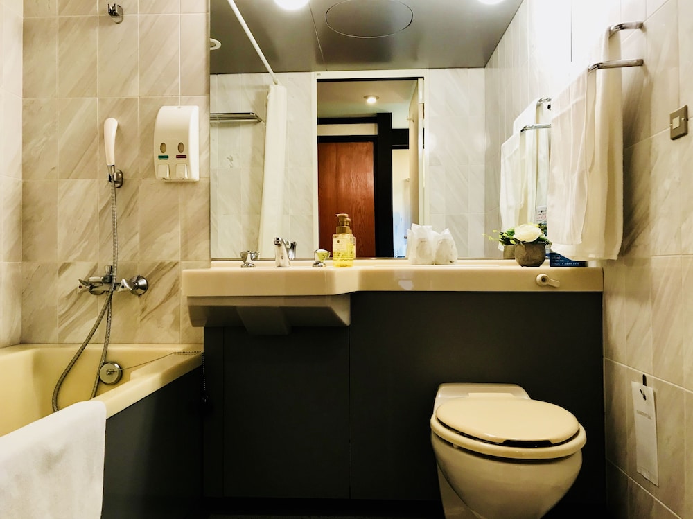 別館フォースルーム バスルーム0 | シェイクスピア ホテル