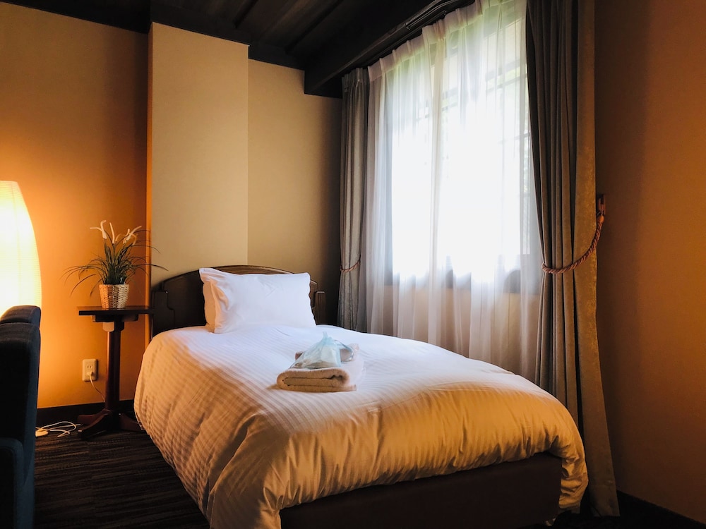 デラックス ルーム 2 ベッドルーム 客室3 | シェイクスピア ホテル