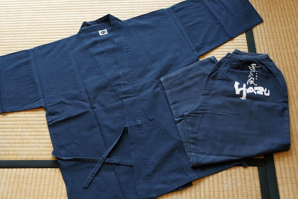 渓谷側 眺めの良い和室 客室2 | 湯の風 HAZU