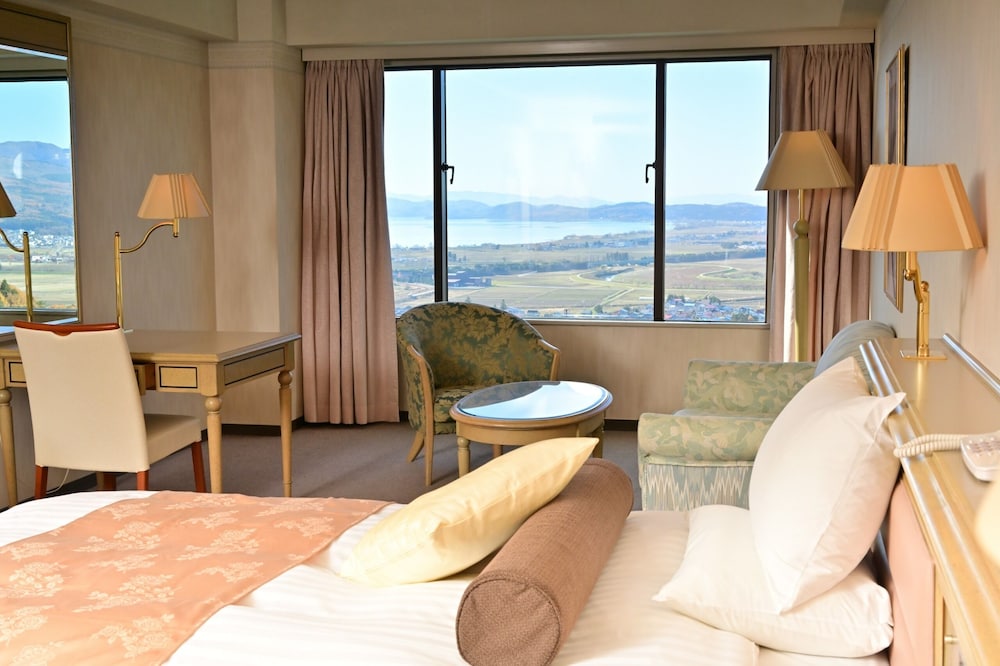 ラグジュアリー ツインルーム 禁煙 客室2 | ホテルリステル猪苗代ウイングタワー