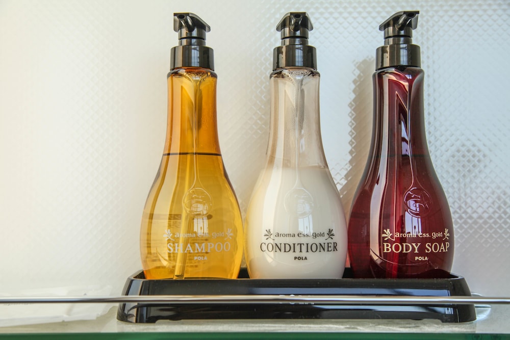 オーシャンビューコンドミニアム2階　ジャグジー付き R005 バスルームの設備0 | FIRST STREET 沖縄 読谷村オーシャンズ