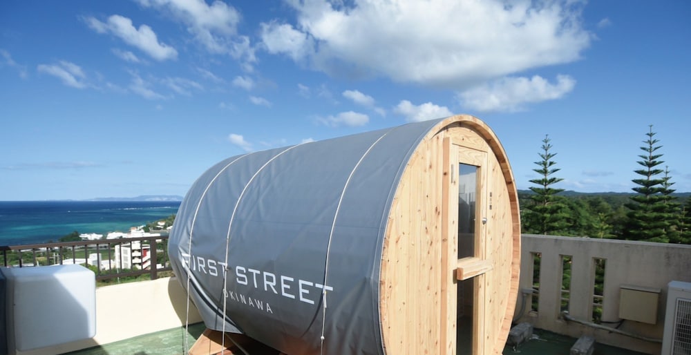 オーシャンビューコンドミニアム2階　ジャグジー付き R005 客室9 | FIRST STREET 沖縄 読谷村オーシャンズ