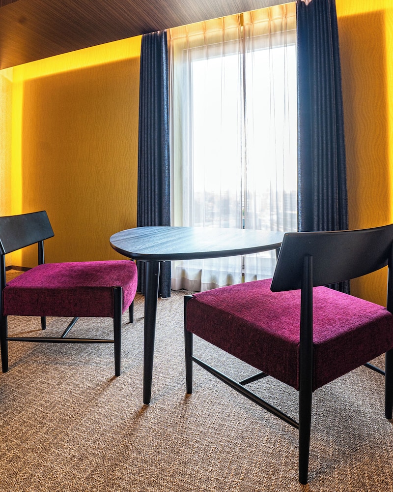 スーペリアツインルーム A [禁煙] 大人の人数に応じてエキストラベッドをご用意いたします | リッチモンドホテルプレミア東京スコーレ