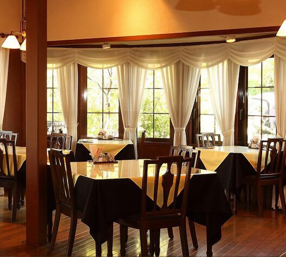 レストラン1 | 洋風旅館 ぴのん