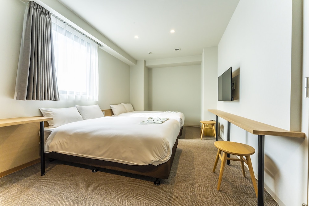 スーペリア ツインルーム 禁煙 (2名利用) | CVS・BAY HOTEL