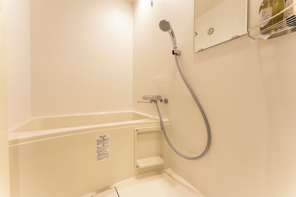 スーペリア ツインルーム 禁煙 (2名利用) 客室3 | CVS・BAY HOTEL