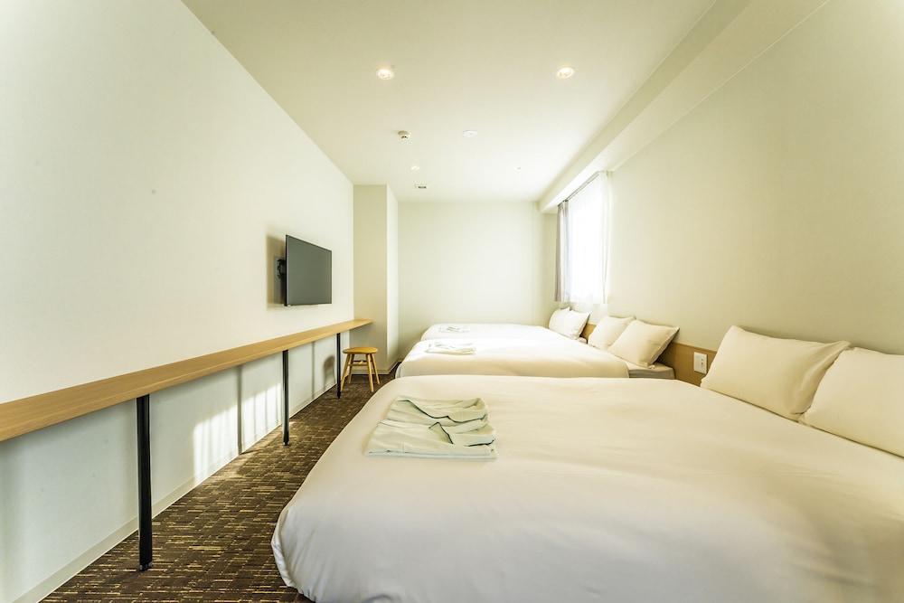 スーペリア トリプルルーム 禁煙 (2-3名利用) | CVS・BAY HOTEL