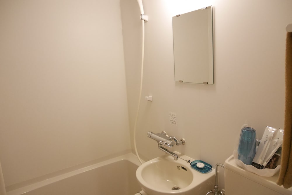 ツインA バスルームのシャワー1 | ホテル アイマーレ羽田