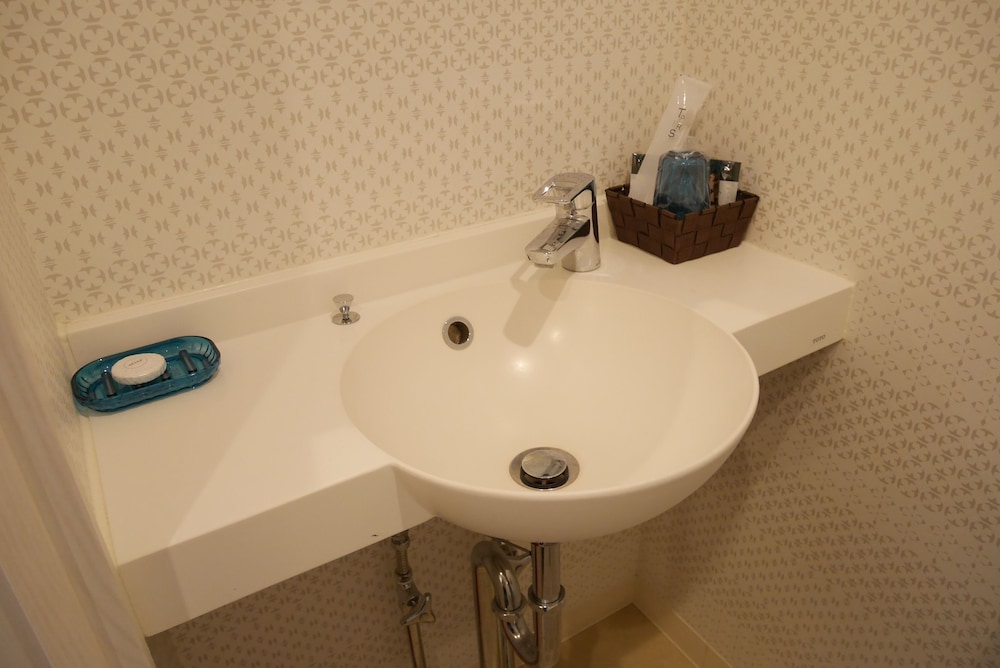 ツインB バスルームのシンク0 | ホテル アイマーレ羽田