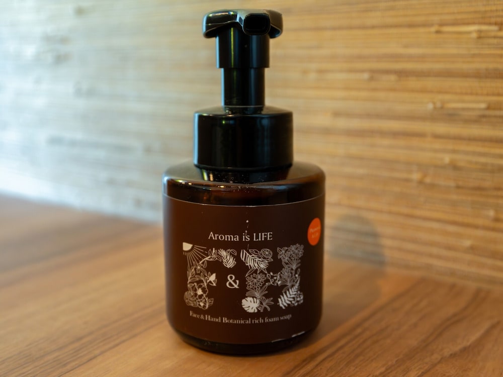 クラブフロア按司/ツイン/エアポートビュー 客室9 | 琉球温泉瀬長島ホテル