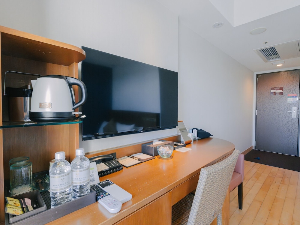 ダブル 客室8 | 琉球温泉瀬長島ホテル