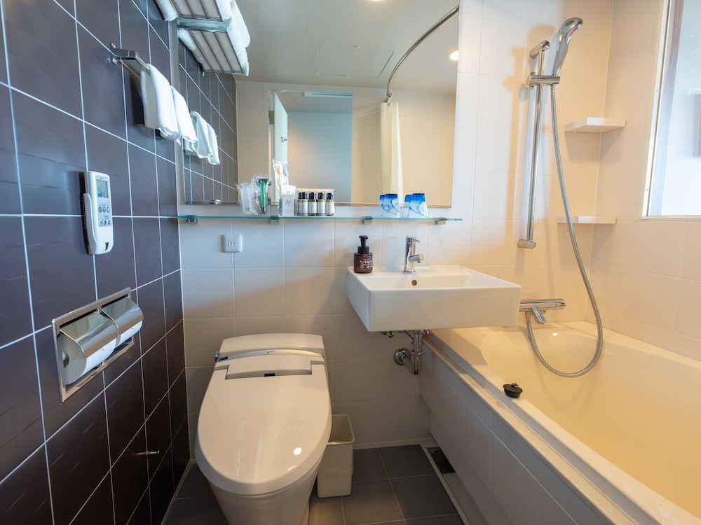 クラブフロア按司/ダブル 客室8 | 琉球温泉瀬長島ホテル