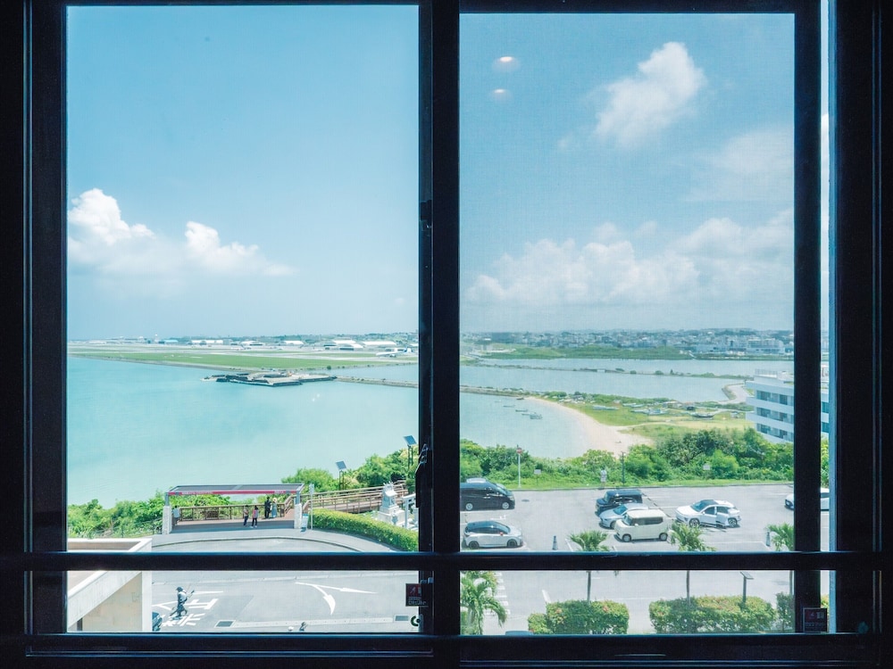 クラブフロア按司/ダブル 客室11 | 琉球温泉瀬長島ホテル