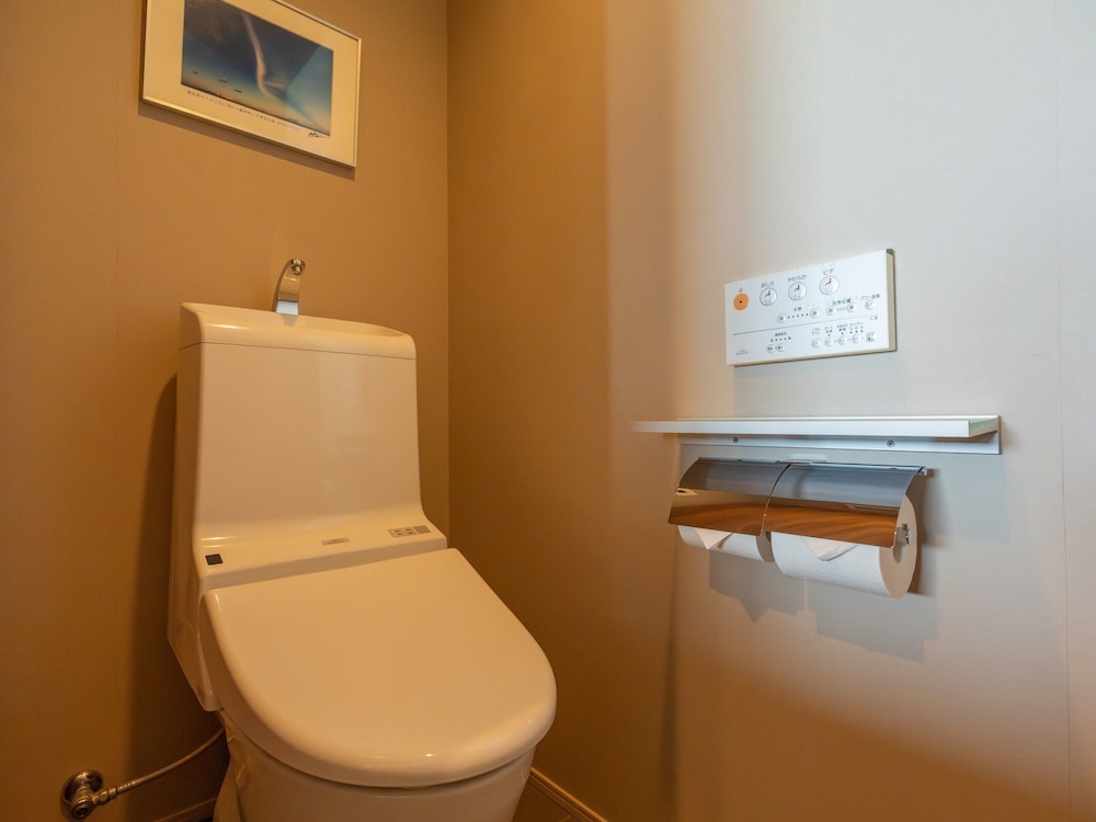 クラブフロア按司/温泉露天風呂/ツイン/オーシャンビュー 客室3 | 琉球温泉瀬長島ホテル