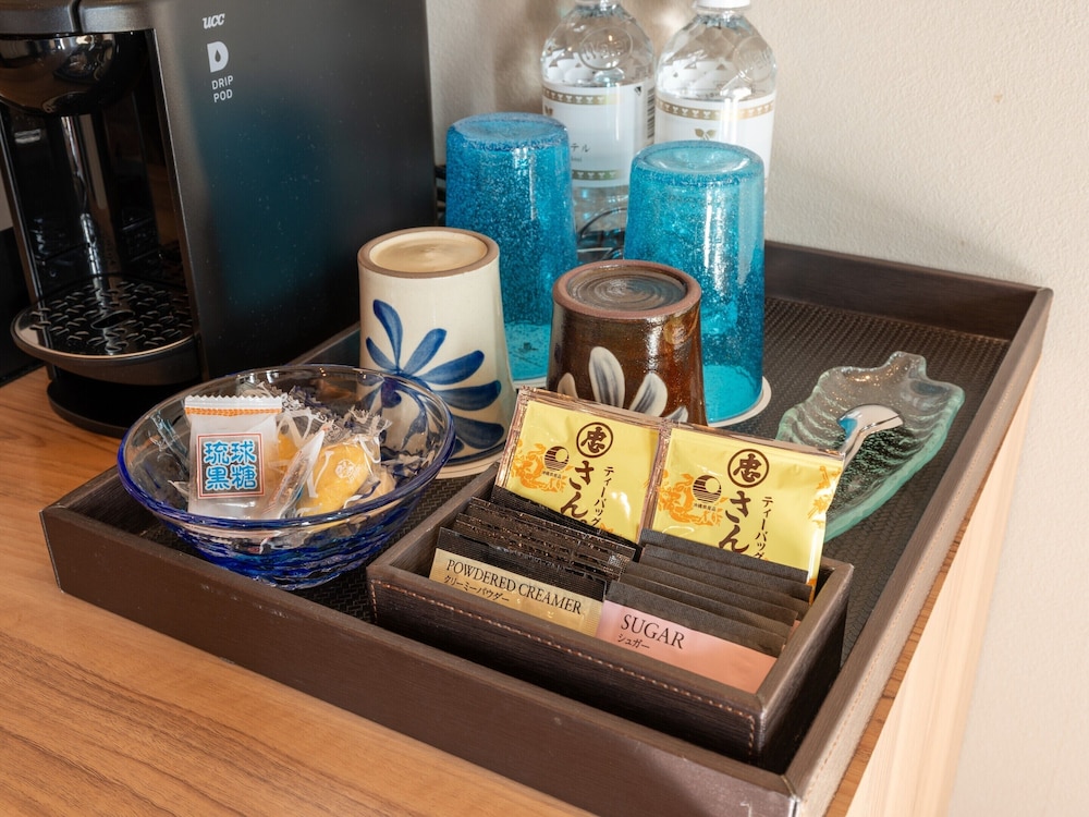 クラブフロア按司/ツイン/エアポートビュー 客室4 | 琉球温泉瀬長島ホテル