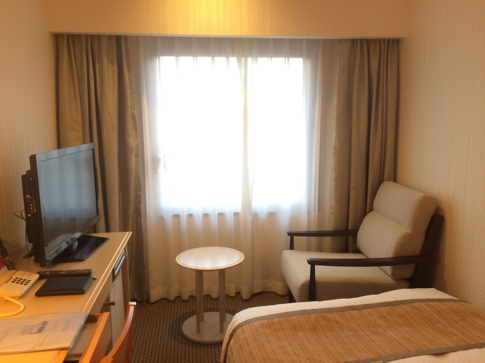 シングルルーム 禁煙 リビング エリア0 | ホテル テラス ザ スクエア 日立