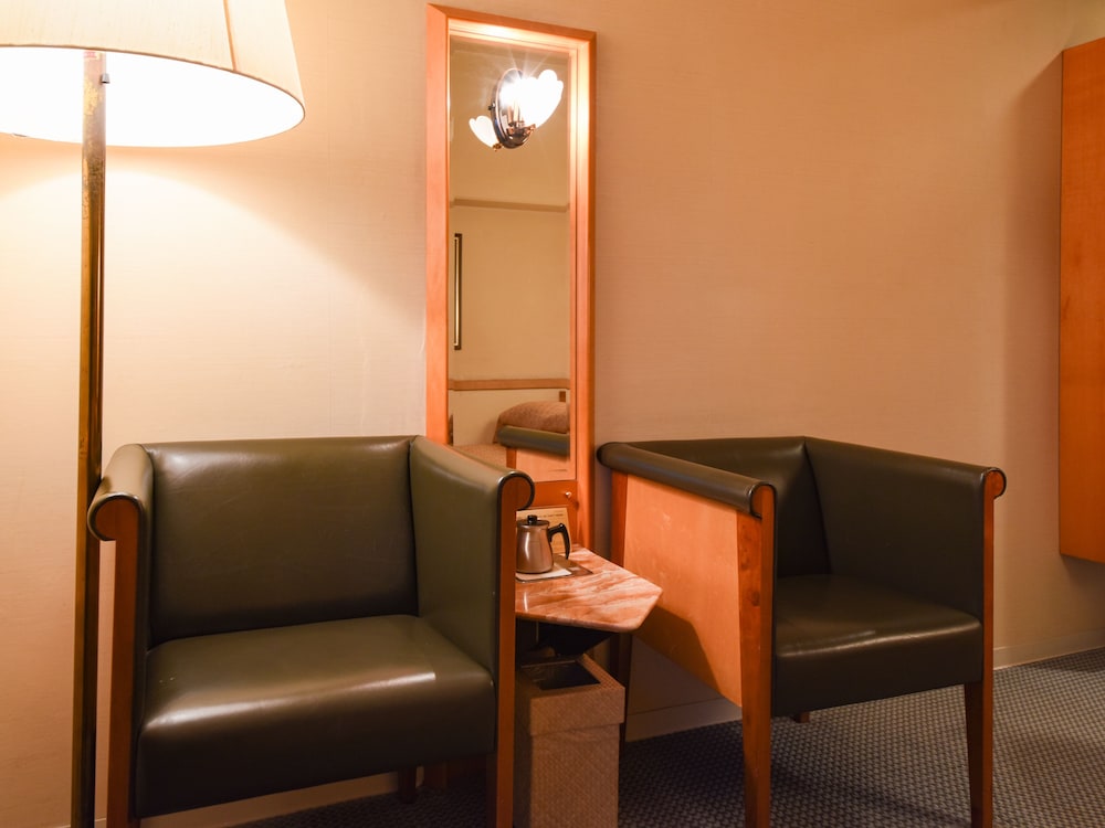 ベーシック シングルルーム 客室2 | 群馬ロイヤルホテル