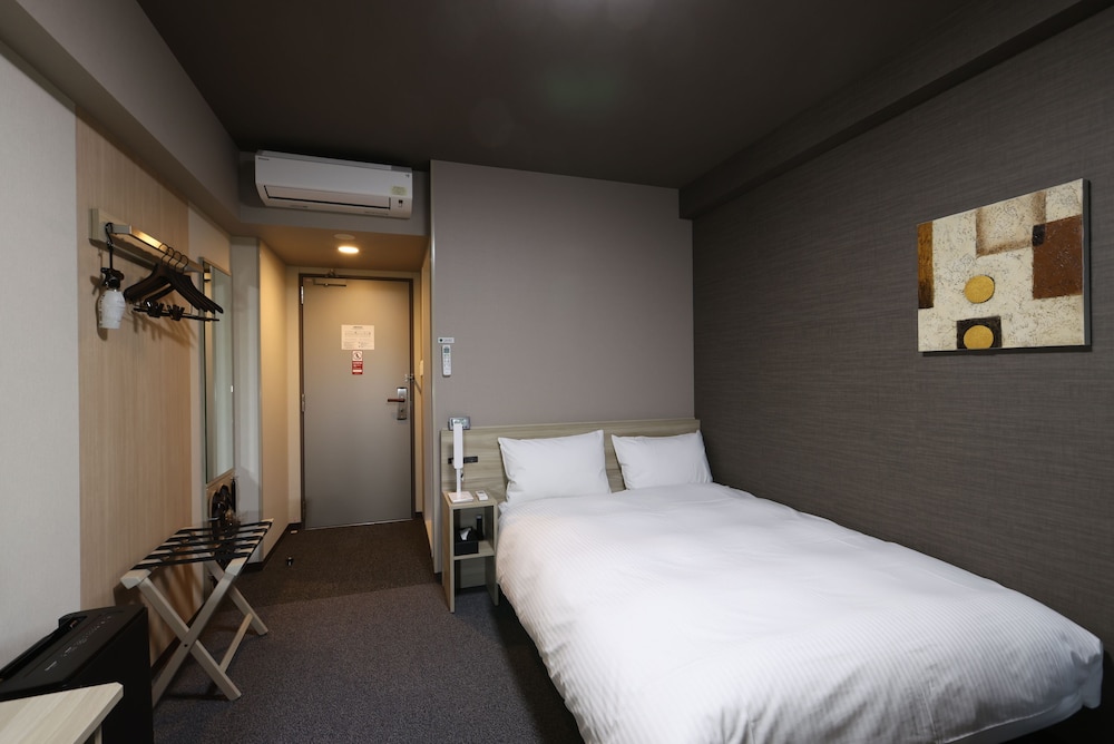 セミダブルルーム(喫煙) 加熱式タバコのみ許可 客室1 | ホテルルートイン旭-千葉九十九里