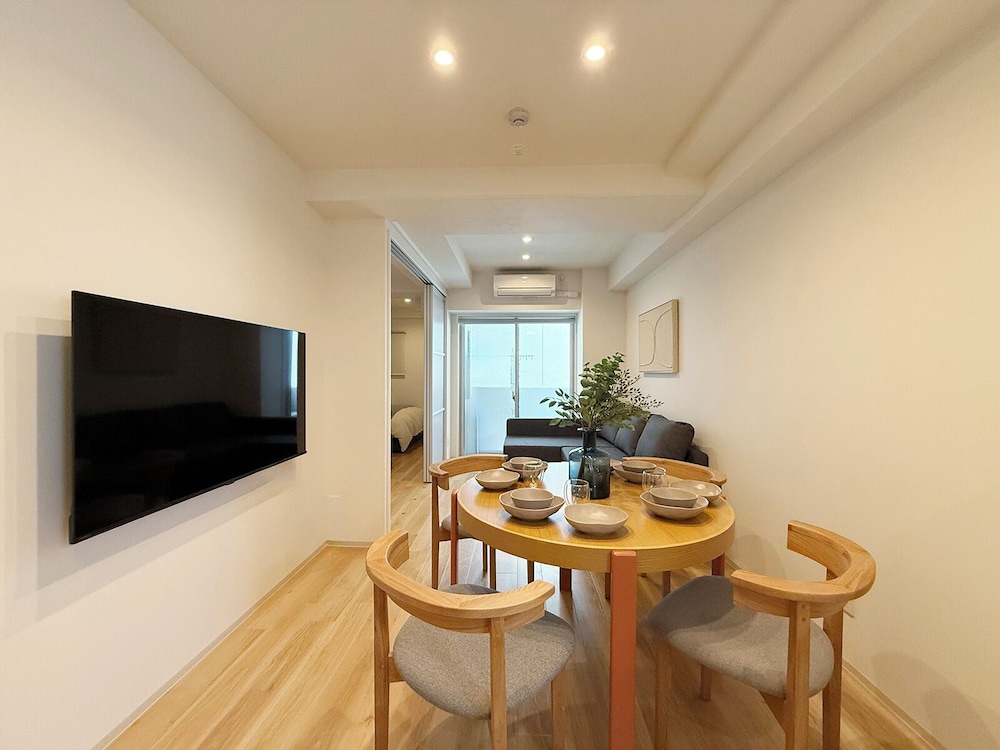 コンフォート アパートメント 客室1 | EIGHT VILLA TOKAICHI