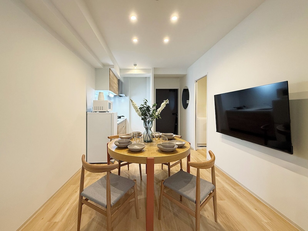 ファミリー アパートメント バルコニー 客室5 | EIGHT VILLA TOKAICHI