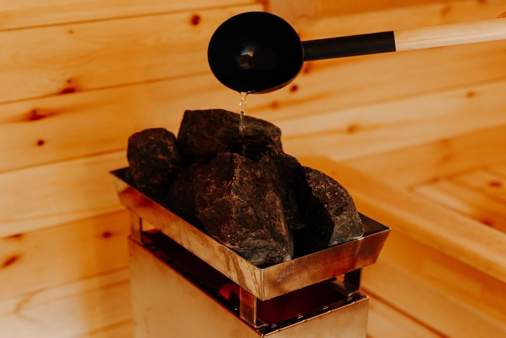 TYPE E / 2BED / With High Barrel Sauna / Terrace 禁煙 客室7 | 十二HOTEL