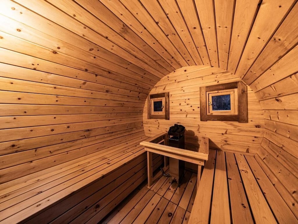 TYPE E / 2BED / With High Barrel Sauna / Terrace 禁煙 サウナ0 | 十二HOTEL